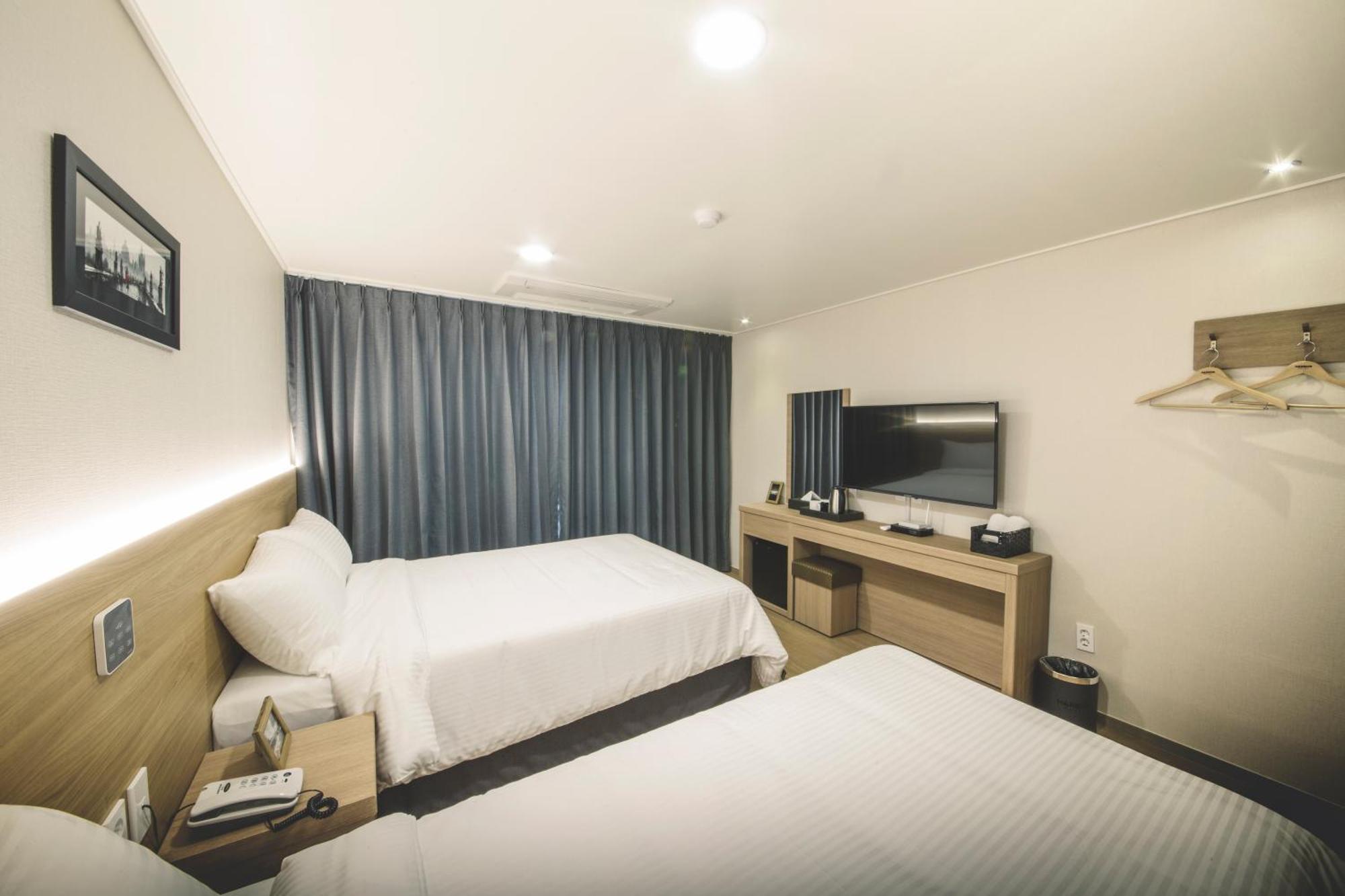 Harbor Hotel Čedžu Pokoj fotografie